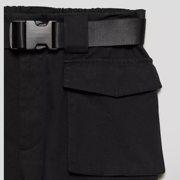 TNA black cargo shorts 💋 - Picture 2 of 6